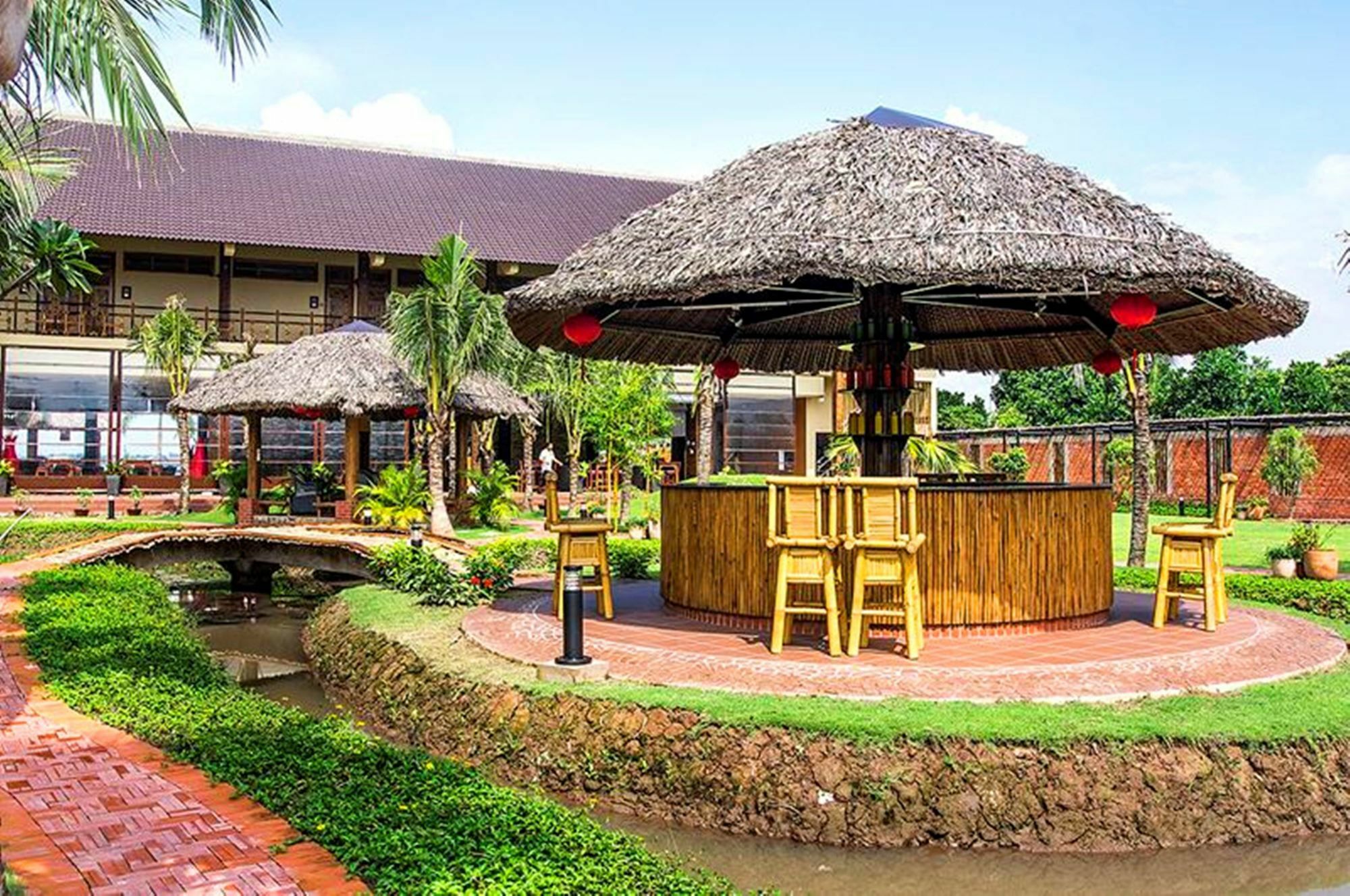 The Island Lodge Ми Тхо Екстериор снимка