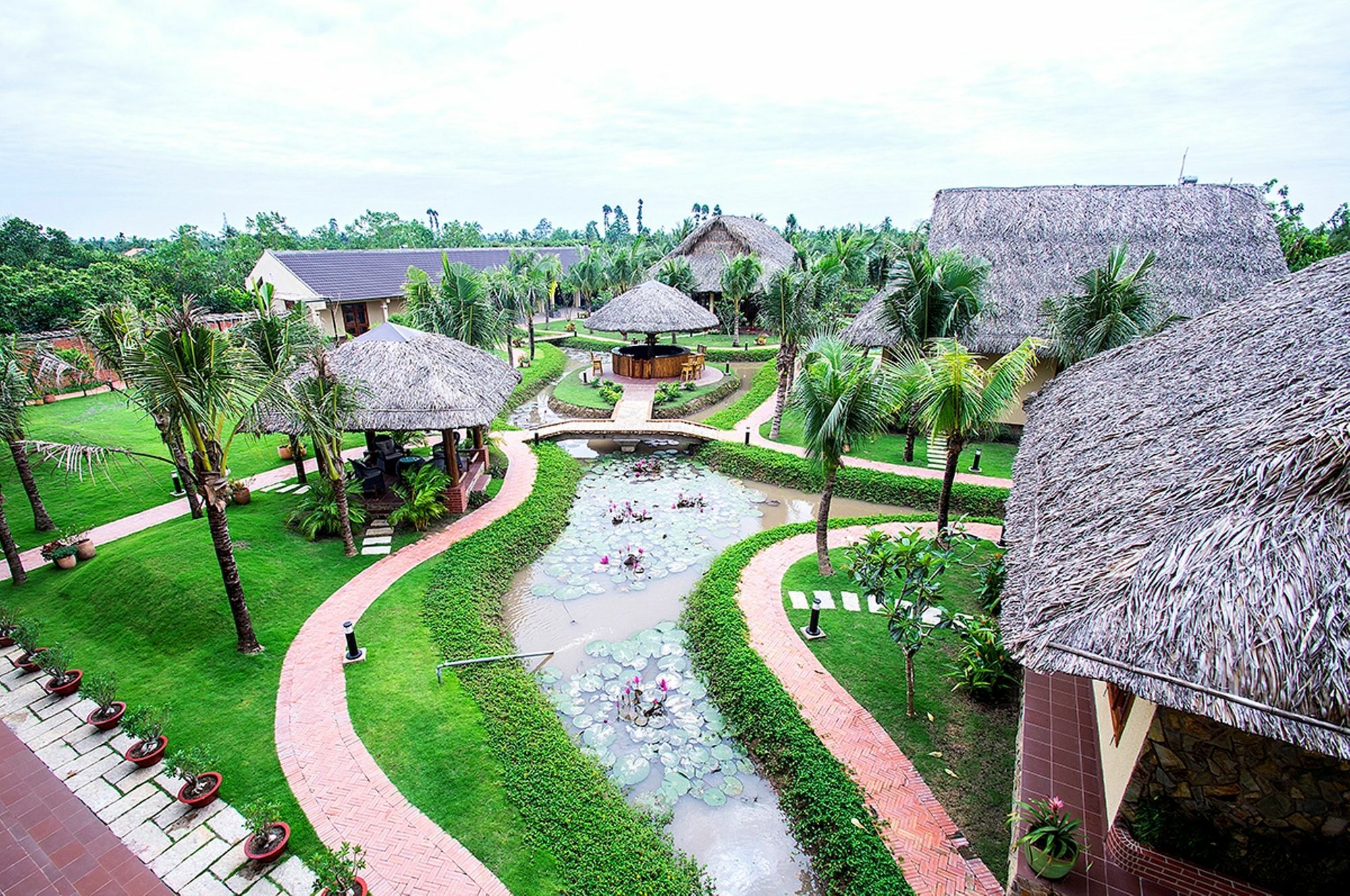 The Island Lodge Ми Тхо Екстериор снимка